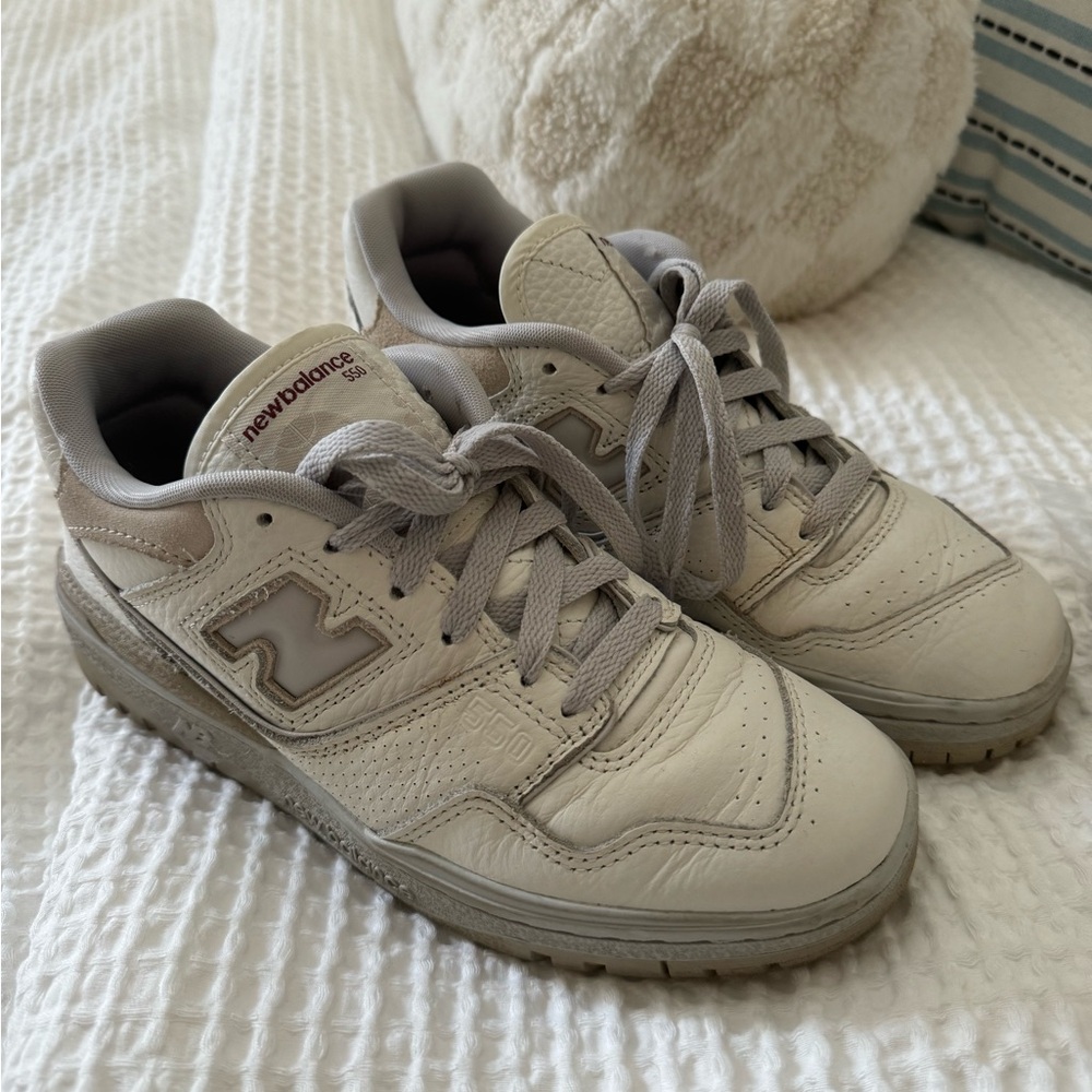 New Balance 550 Sneakers Women’s 7.5 Men’s 6 White Lunar New Year Sea Salt